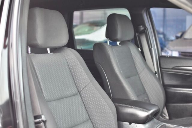 2020 Jeep Grand Cherokee Laredo E