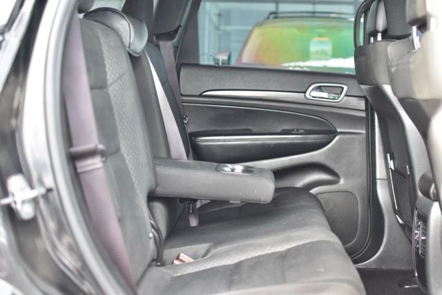 2020 Jeep Grand Cherokee Laredo E