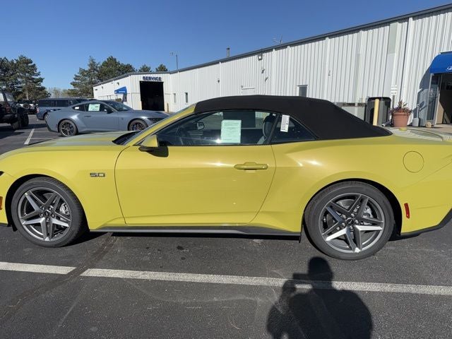 2025 Ford Mustang GT Premium