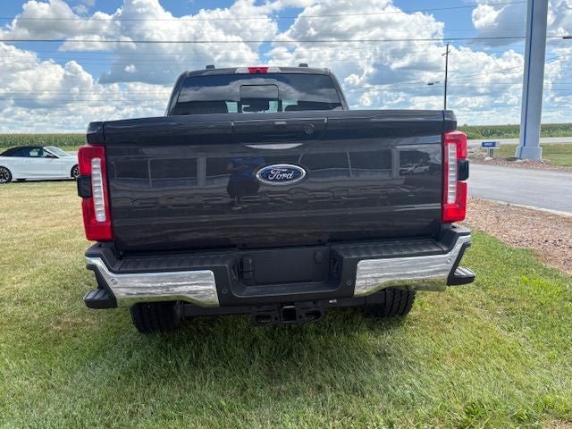 2025 Ford F-350SD Lariat