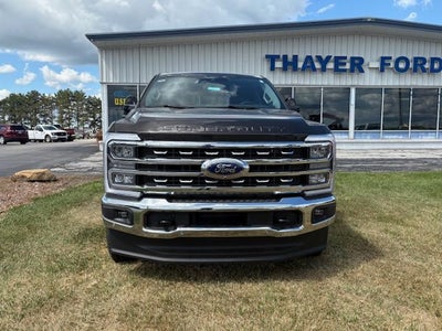 2025 Ford F-350SD Lariat