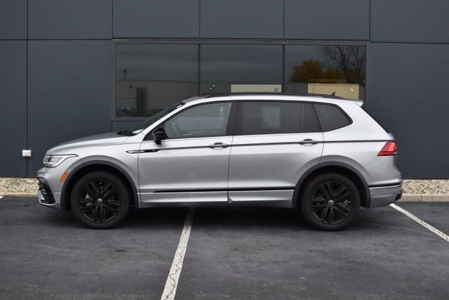2022 Volkswagen Tiguan 2.0T SE R-Line Black